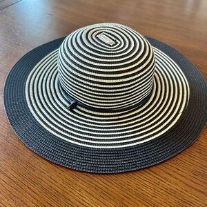 NWOT Sloggers Black and White Striped Hat